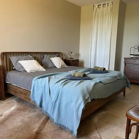 Gogh Apartment